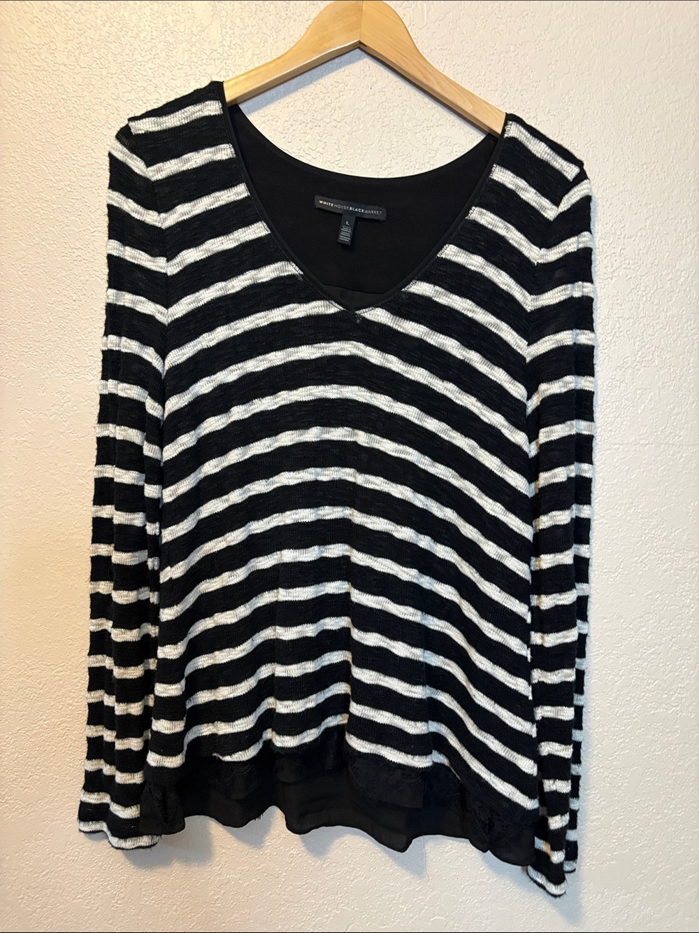 White House Black Market Sweater Size L Black White Lace
